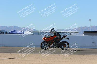 media/Nov-06-2023-Moto Forza (Mon) [[ce023d0744]]/4-Beginner Group/Session 4 (Finish Line Checker)/